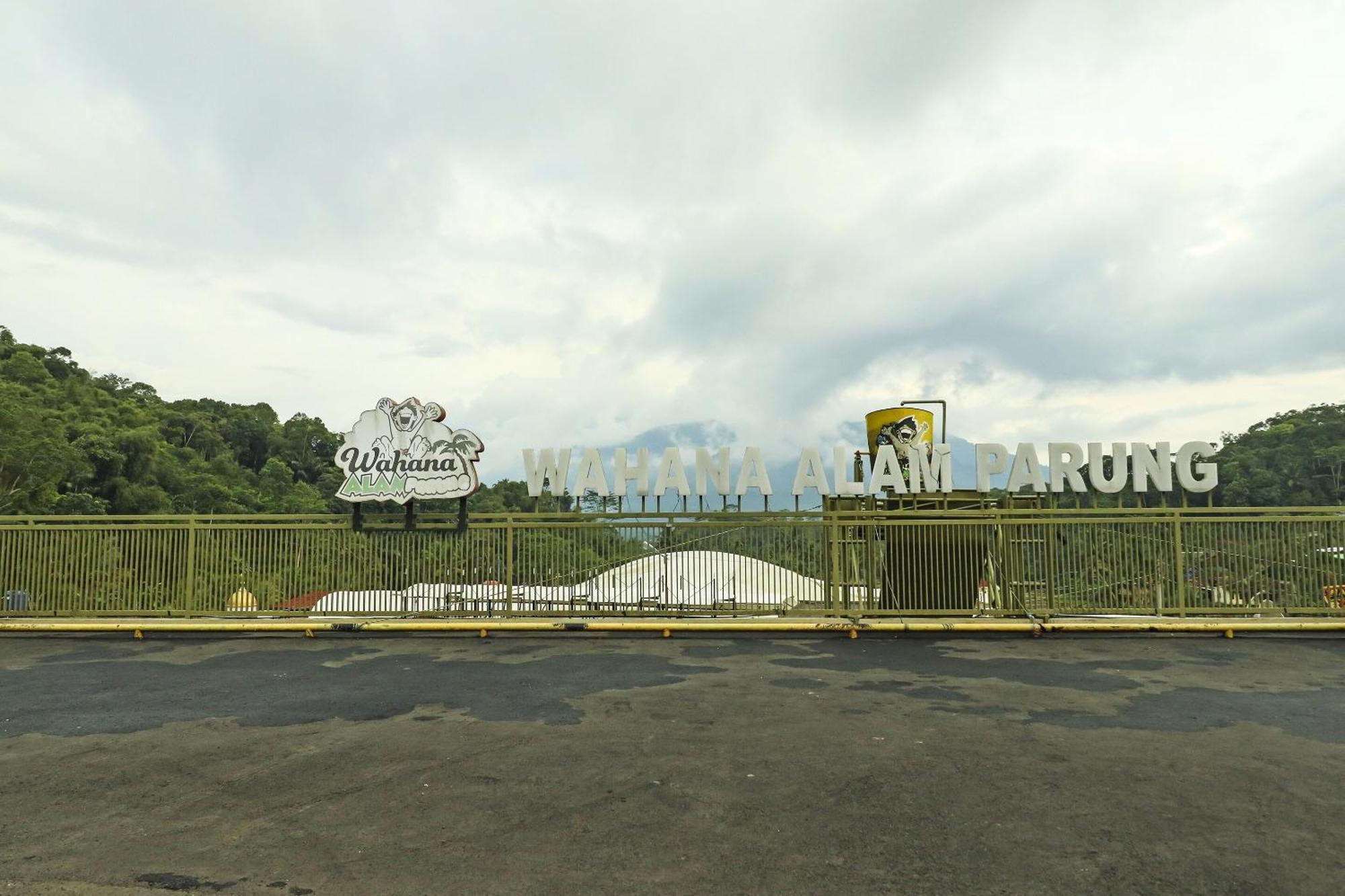 Oyo Homes 90956 Desa Wisata Guranteng Pendjalu Extérieur photo